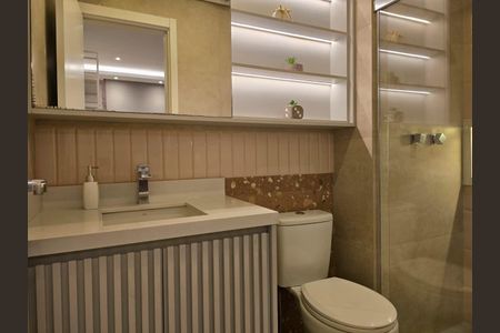 Apartamento à venda com 107m², 2 quartos e 2 vagasBanheiro da Suíte 1