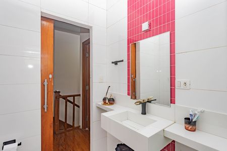 Casa para alugar com 160m², 3 quartos e 1 vagaBanheiro