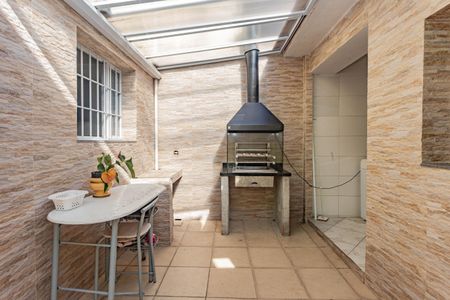 Casa para alugar com 160m², 3 quartos e 1 vagaQuintal/ Churrasqueira