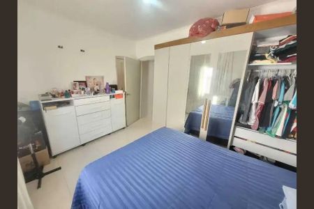 Casa à venda com 249m², 4 quartos e 4 vagas