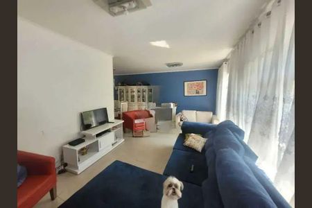 Casa à venda com 249m², 4 quartos e 4 vagas