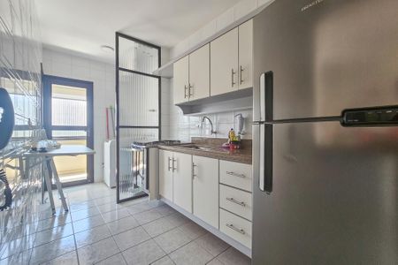 Apartamento para alugar com 70m², 2 quartos e 2 vagas Apartamento para alugar com 70m², 2 quartos e 2 vagasCozinha