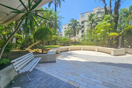 Apartamento para alugar com 70m², 2 quartos e 2 vagas Apartamento para alugar com 70m², 2 quartos e 2 vagasÁrea de Lazer