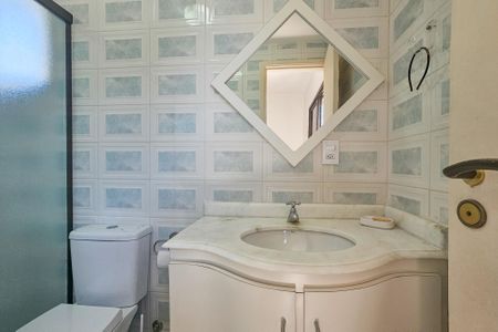 Apartamento para alugar com 70m², 2 quartos e 2 vagas Apartamento para alugar com 70m², 2 quartos e 2 vagasBanheiro da suíte