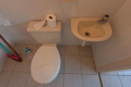 Apartamento para alugar com 240m², 3 quartos e 2 vagasBanheiro de Serviço