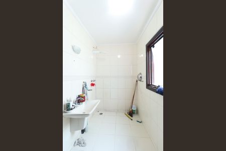 Casa à venda com 600m², 3 quartos e 1 vagaBanheiro 1