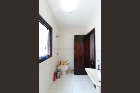 Casa à venda com 600m², 3 quartos e 1 vagaBanheiro 1
