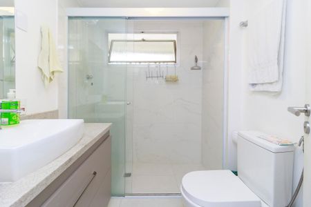 Apartamento à venda com 87m², 3 quartos e 1 vaga Apartamento à venda com 87m², 3 quartos e 1 vagaBanheiro