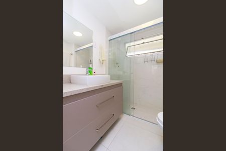 Apartamento à venda com 87m², 3 quartos e 1 vaga Apartamento à venda com 87m², 3 quartos e 1 vagaBanheiro