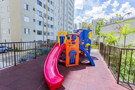Apartamento para alugar com 44m², 2 quartos e 1 vaga Apartamento para alugar com 44m², 2 quartos e 1 vagaÁrea comum - Playground