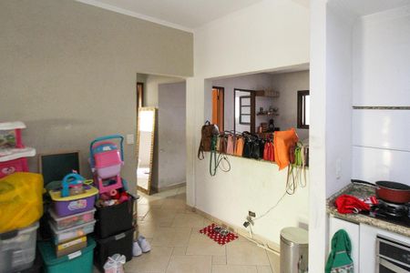 Casa para alugar com 100m², 4 quartos e 4 vagasCozinha