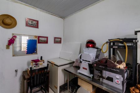 Casa à venda com 150m², 2 quartos e 3 vagas Casa à venda com 150m², 2 quartos e 3 vagasQuarto 2