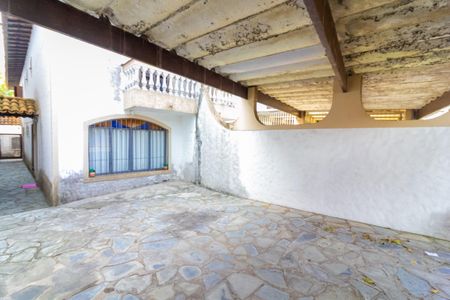 Casa à venda com 100m², 3 quartos e 2 vagasGaragem