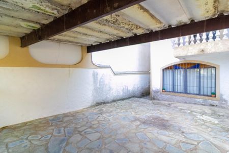 Casa à venda com 100m², 3 quartos e 2 vagasGaragem