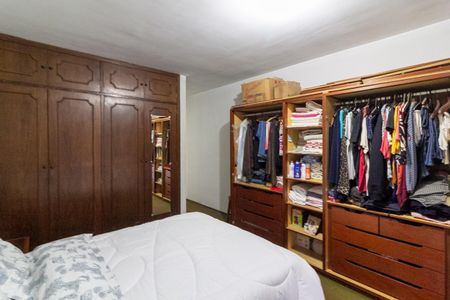 Casa à venda com 100m², 3 quartos e 2 vagasSuíte