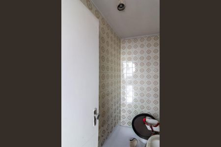 Casa à venda com 100m², 3 quartos e 2 vagasBanheiro de Serviço