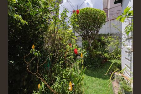 Casa à venda com 210m², 3 quartos e 2 vagas