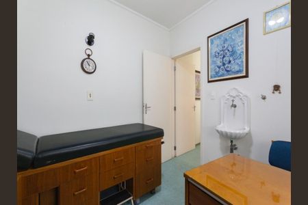 Casa à venda com 210m², 3 quartos e 2 vagas