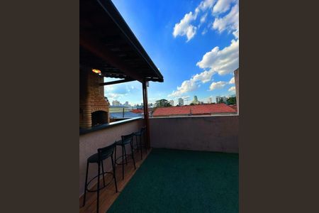 Casa à venda com 210m², 3 quartos e 5 vagas