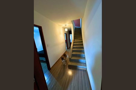 Casa à venda com 210m², 3 quartos e 5 vagas