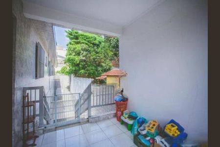 Casa à venda com 392m², 3 quartos e 6 vagas Casa à venda com 392m², 3 quartos e 6 vagasVaranda