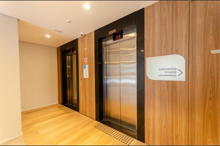 Studio para alugar com 26m², 1 quarto e sem vagaHall social