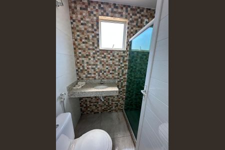 Casa de condomínio à venda com 140m², 2 quartos e 1 vagaBanheiro Quarto 2