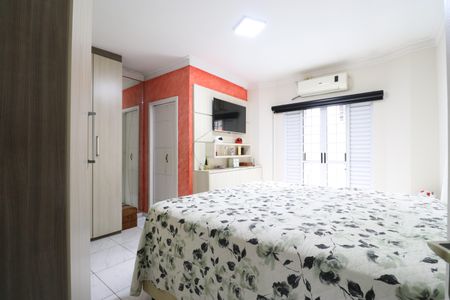 Casa à venda com 220m², 3 quartos e 1 vagaSuíte