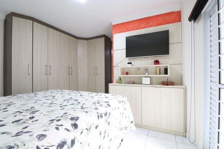 Casa à venda com 220m², 3 quartos e 1 vagaSuíte