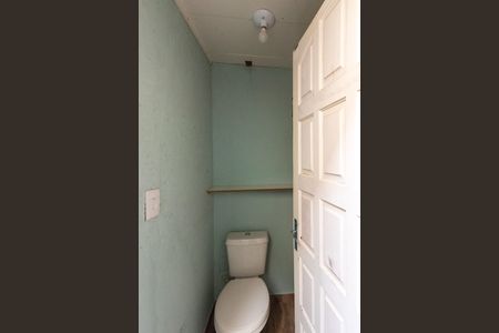 Casa para alugar com 125m², 2 quartos e 2 vagas Casa para alugar com 125m², 2 quartos e 2 vagasBanheiro de Serviço