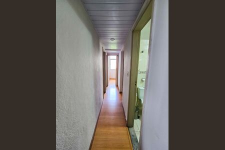 Apartamento à venda com 75m², 3 quartos e 1 vagaCorredor