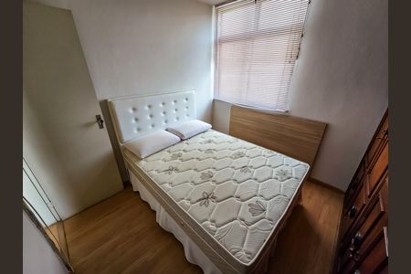 Apartamento à venda com 75m², 3 quartos e 1 vagaQuarto 2