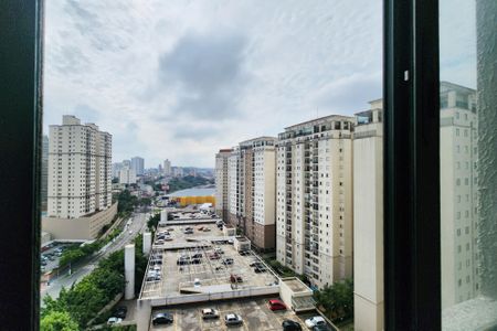 Apartamento à venda com 75m², 3 quartos e 2 vagas Apartamento à venda com 75m², 3 quartos e 2 vagasVista da Suíte