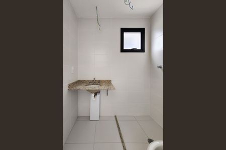 Apartamento à venda com 75m², 3 quartos e 2 vagas Apartamento à venda com 75m², 3 quartos e 2 vagasBanheiro da Suíte