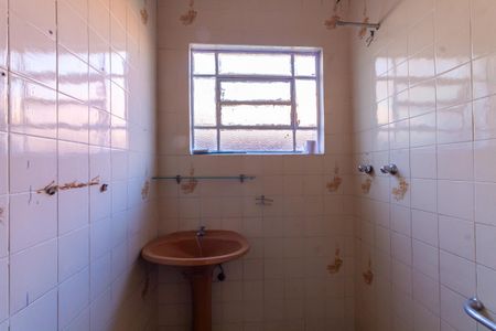 Casa à venda com 183m², 3 quartos e 1 vagaBanheiro