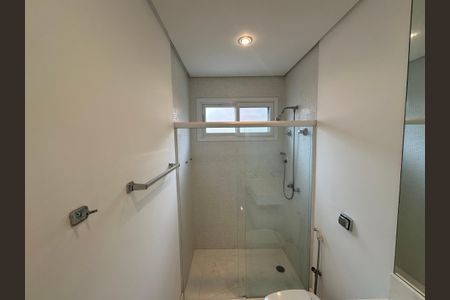 Casa de condomínio à venda com 1200m², 4 quartos e 4 vagasBanheiro da Suíte 1