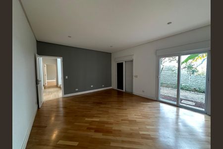 Casa de condomínio à venda com 1200m², 4 quartos e 4 vagasSuíte 2