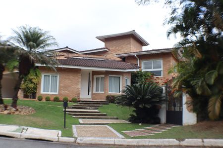 Casa de condomínio à venda com 1200m², 4 quartos e 4 vagasFachada