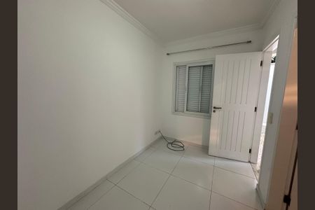 Casa de condomínio à venda com 1200m², 4 quartos e 4 vagasQuarto de Serviço