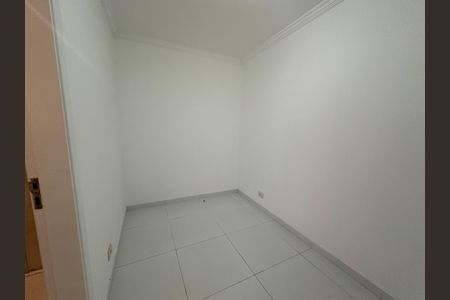 Casa de condomínio à venda com 1200m², 4 quartos e 4 vagasQuarto de Serviço