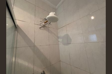 Casa de condomínio à venda com 1200m², 4 quartos e 4 vagasBanheiro de Serviço