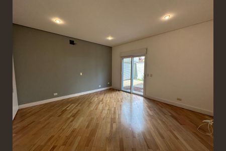 Casa de condomínio à venda com 1200m², 4 quartos e 4 vagasSuíte 1