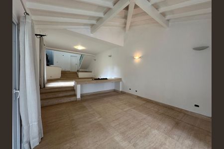 Casa de condomínio à venda com 1200m², 4 quartos e 4 vagasSala