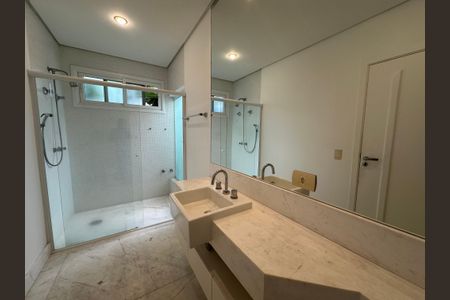 Casa de condomínio à venda com 1200m², 4 quartos e 4 vagasBanheiro da Suíte 2