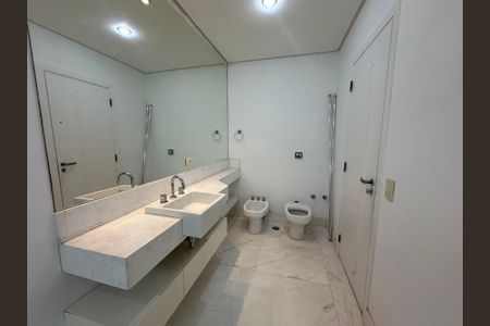 Casa de condomínio à venda com 1200m², 4 quartos e 4 vagasBanheiro da Suíte 3