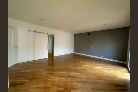 Casa de condomínio à venda com 1200m², 4 quartos e 4 vagasSuíte 4