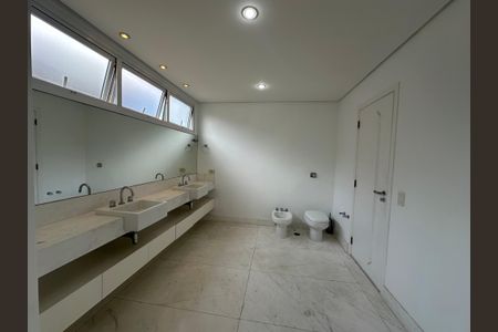 Casa de condomínio à venda com 1200m², 4 quartos e 4 vagasBanheiro da Suíte 4
