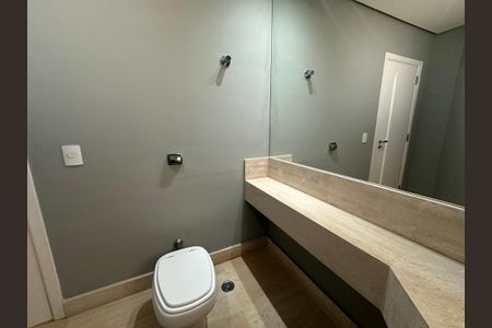 Casa de condomínio à venda com 1200m², 4 quartos e 4 vagasLavabo