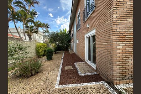 Casa de condomínio à venda com 1200m², 4 quartos e 4 vagasÁrea comum