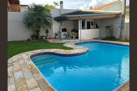 Casa de condomínio à venda com 501m², 4 quartos e 5 vagas